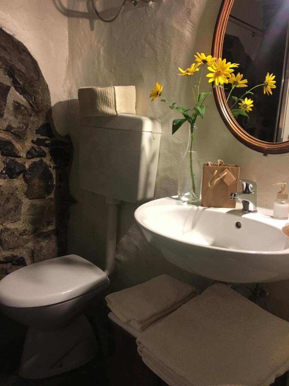 Castagna Holiday Home Нессо Экстерьер фото